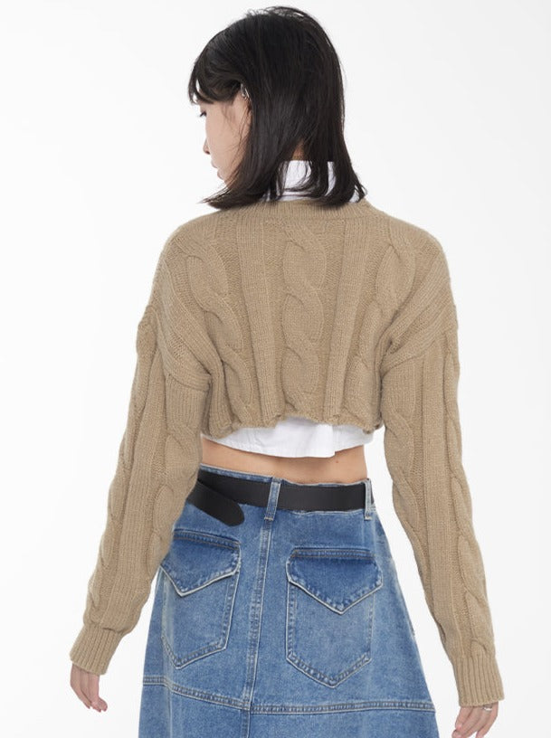 扭结短款图案毛衣