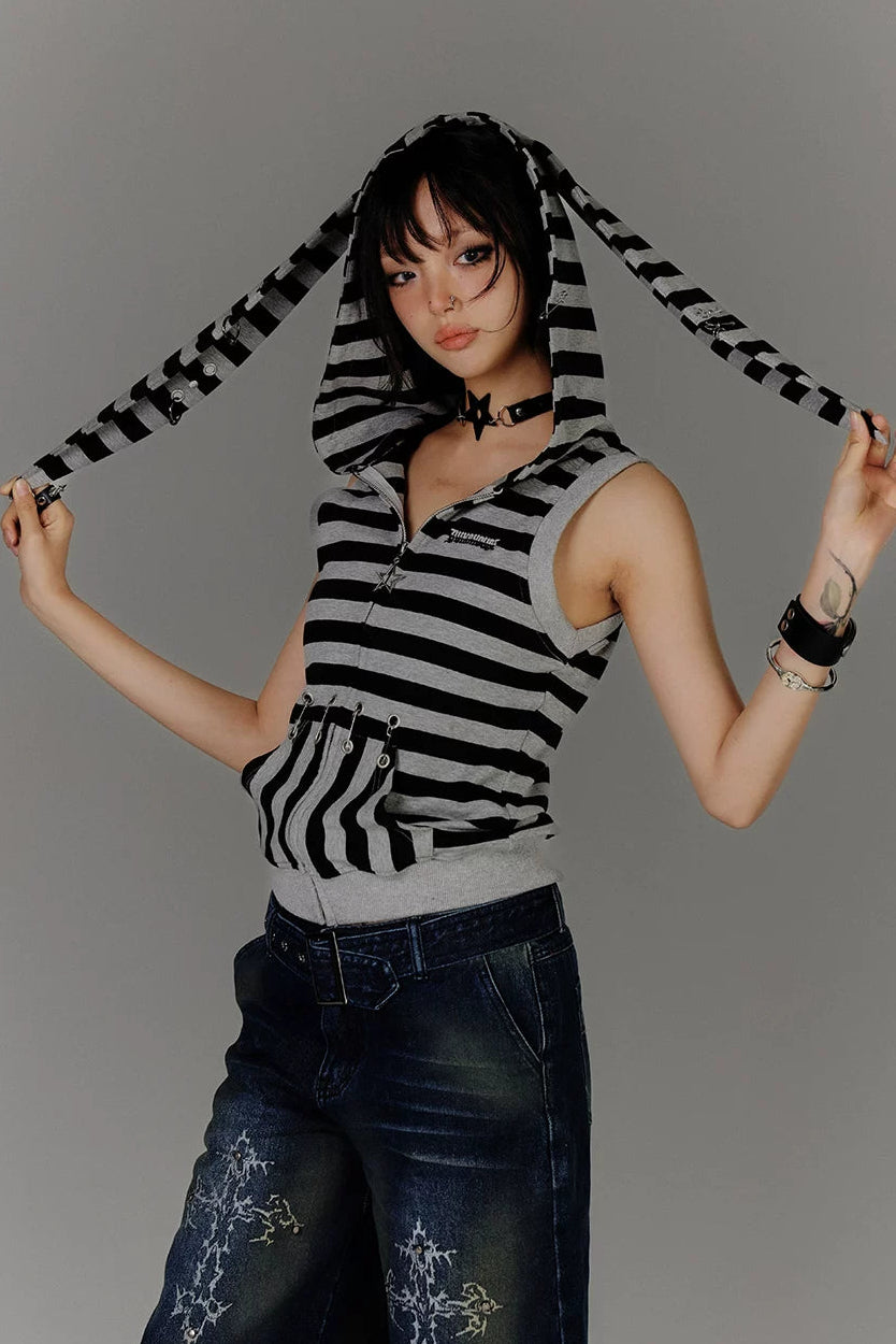 レトロストライプドラビットイヤートップス