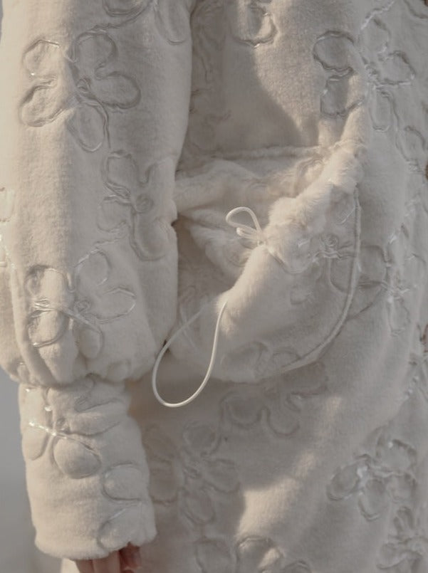 파리 위크 프렌치 엔드 플라워 퍼 코트