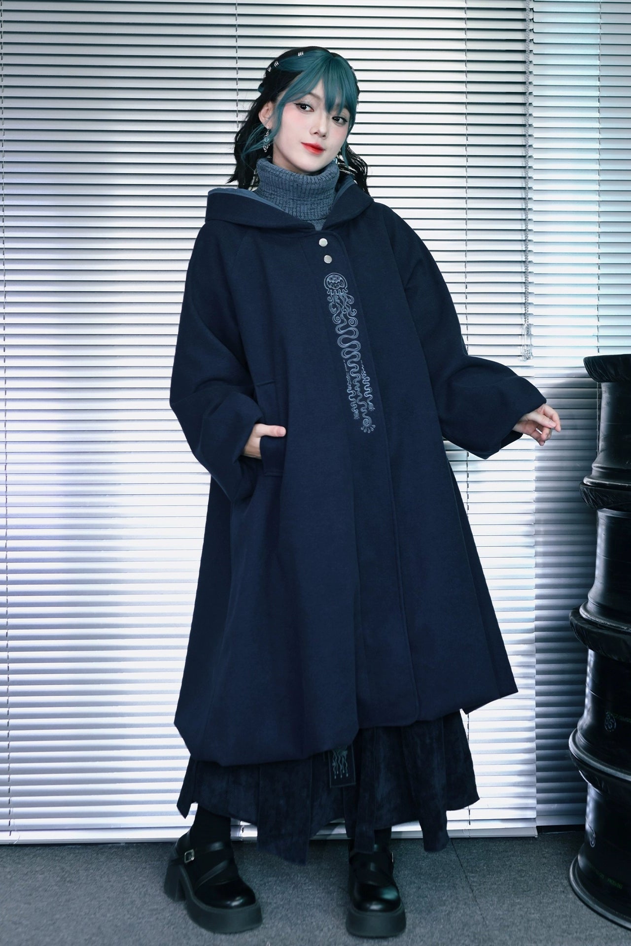 ツボミルーズデザインコート