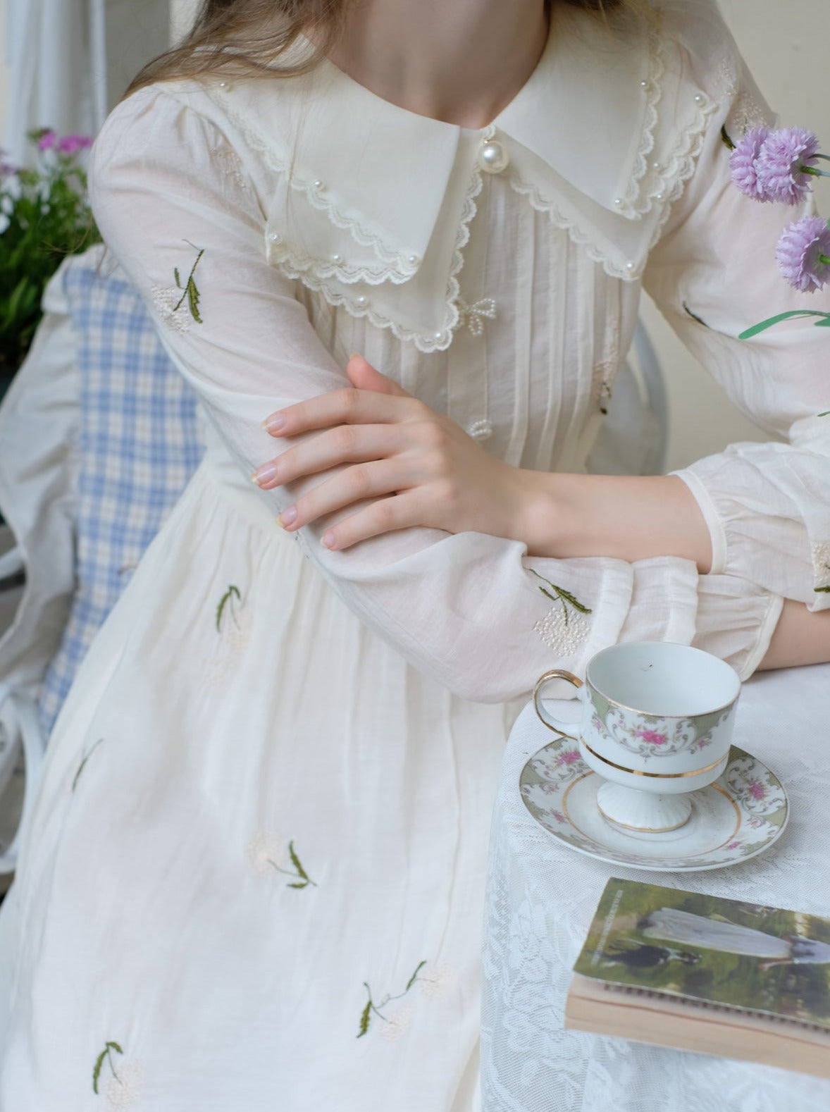 フレンチジェントルスタイルベビーフラワーワンピース