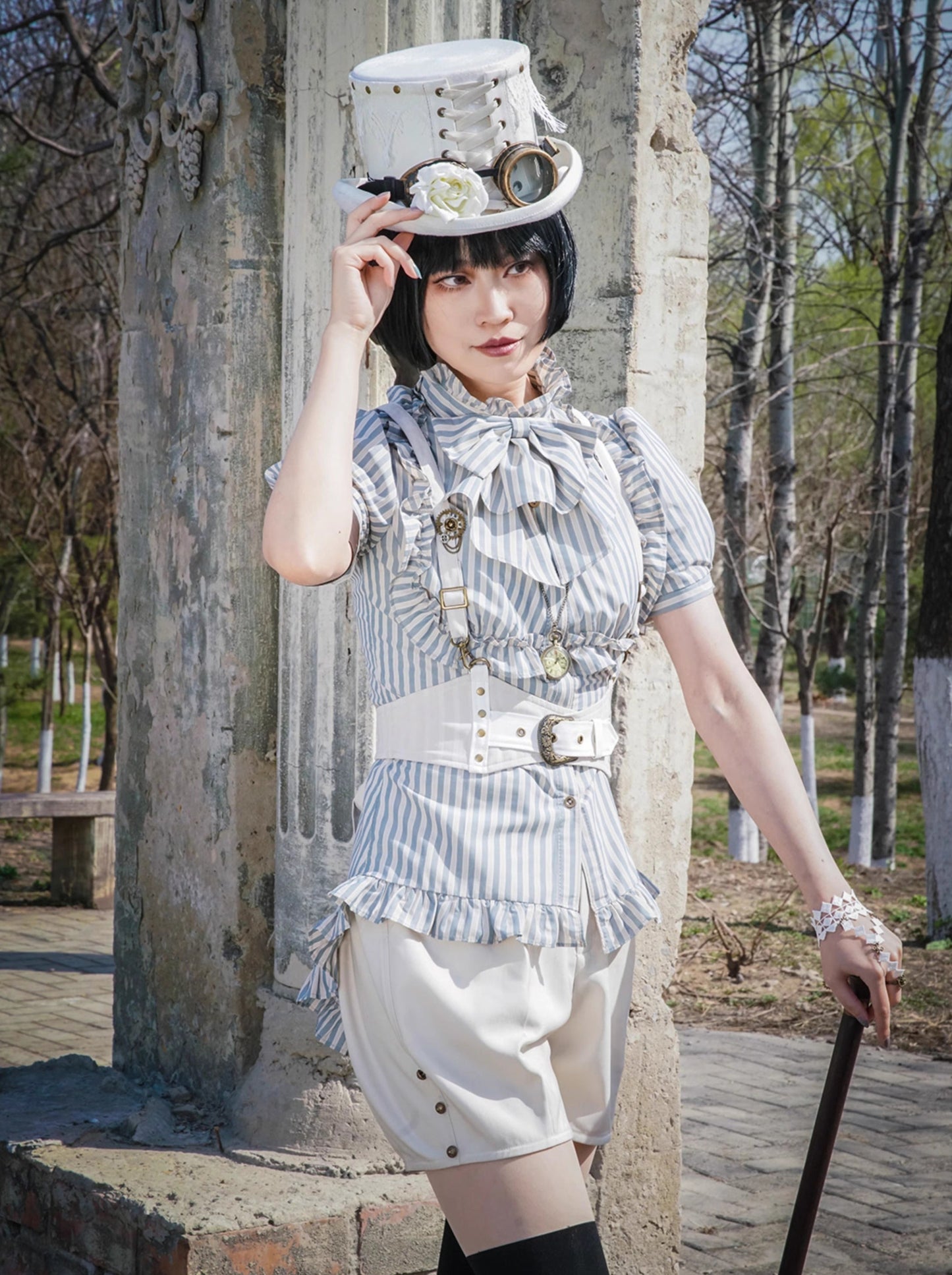 스팀 컨티넨탈 레트로 스탠드 칼라 스트라이프 트레일링 셔츠