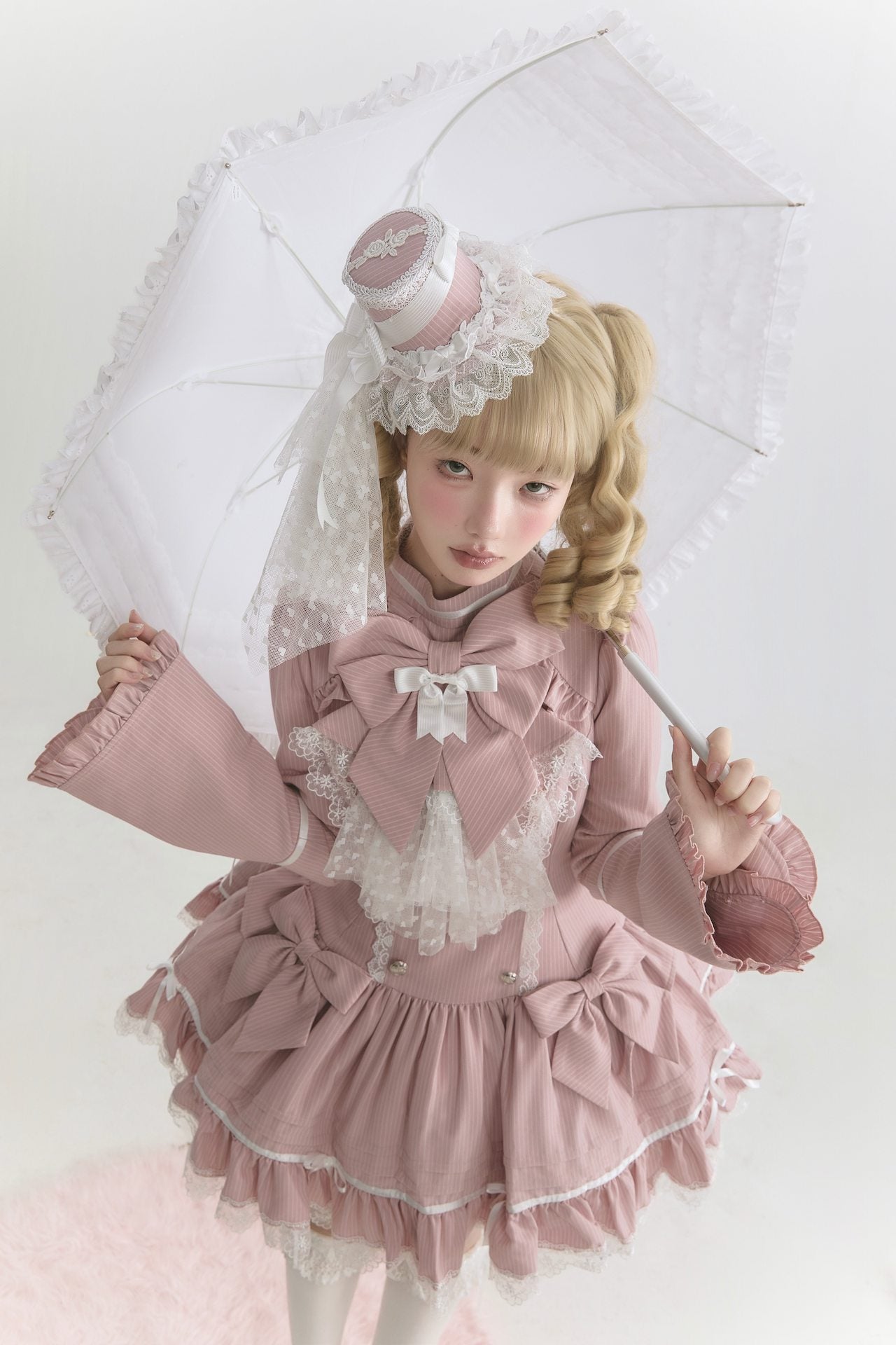 【4月25日予約締切】ファントムキャットスイートリボンストライプレースベルスリーブロリータドレス