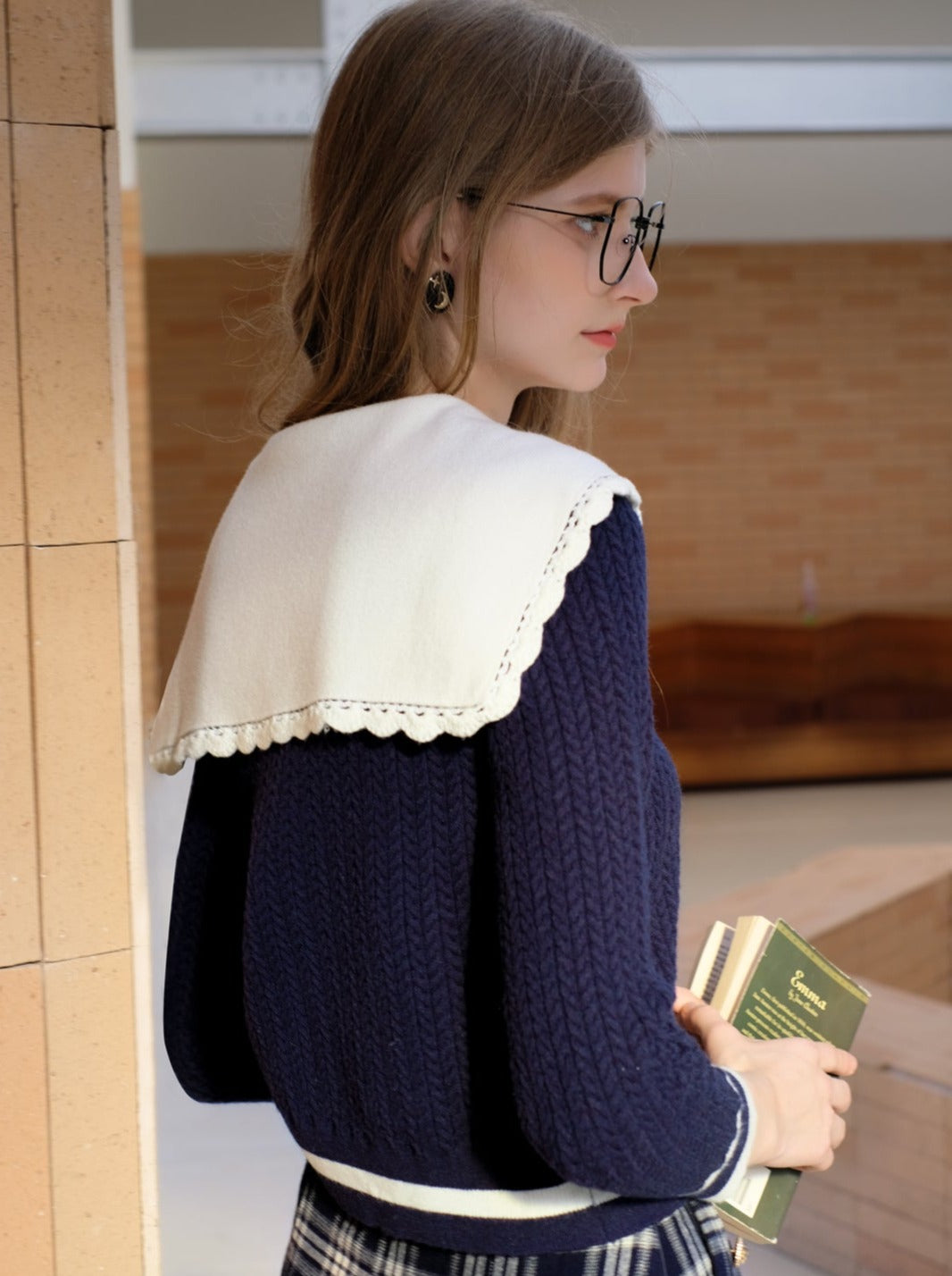 브리티시 셀러 탑 + 플레어 체크 스커트