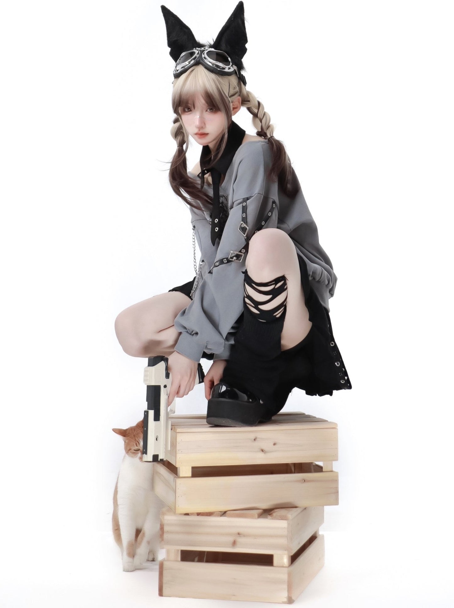 スリープレスドラゴントップス+プリーツスカート