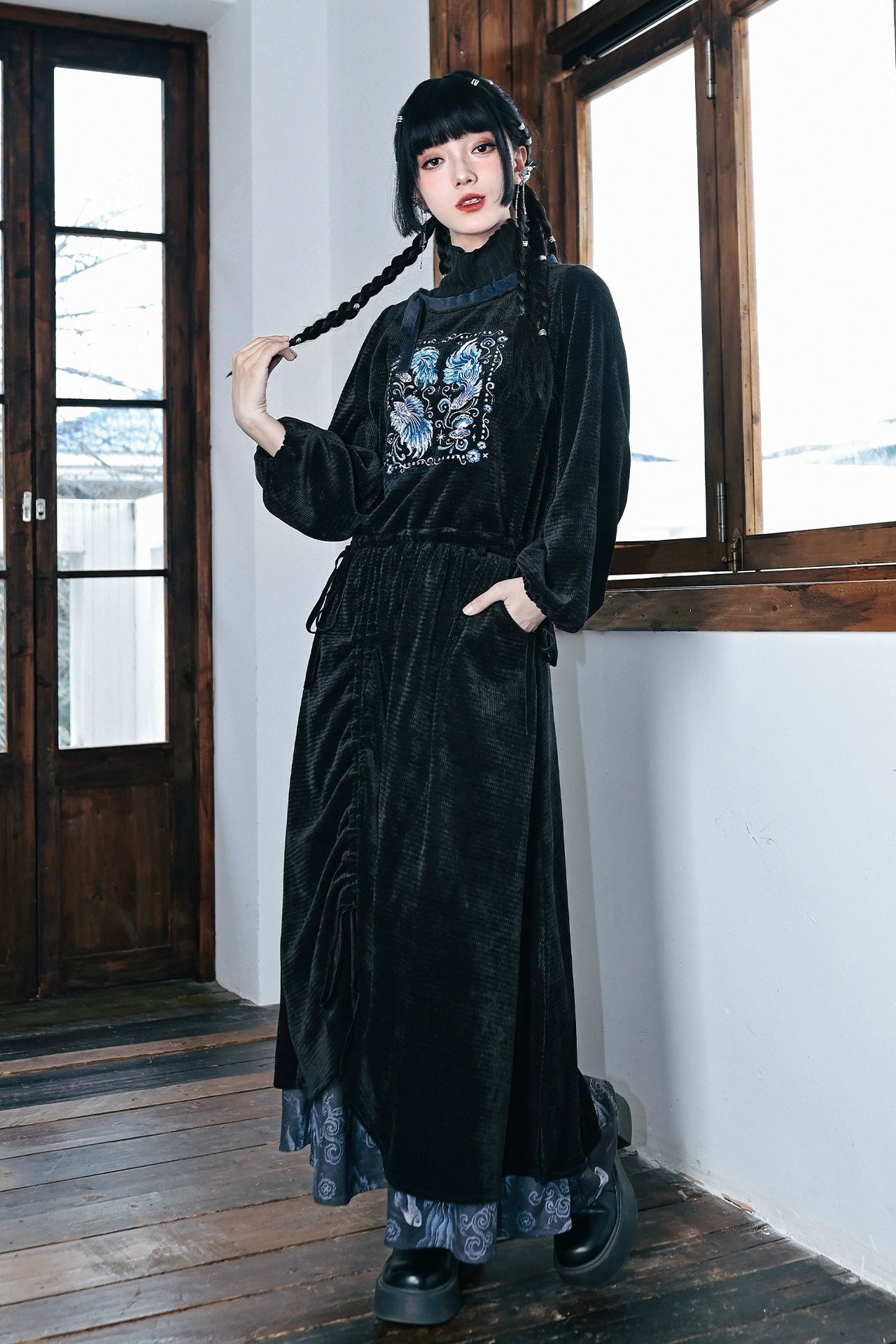 ダークチャイナパッチワークスカート