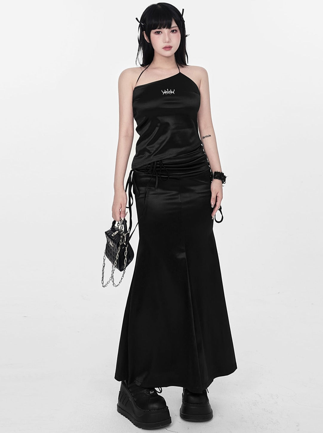 Long Mode Fishtail Skirt