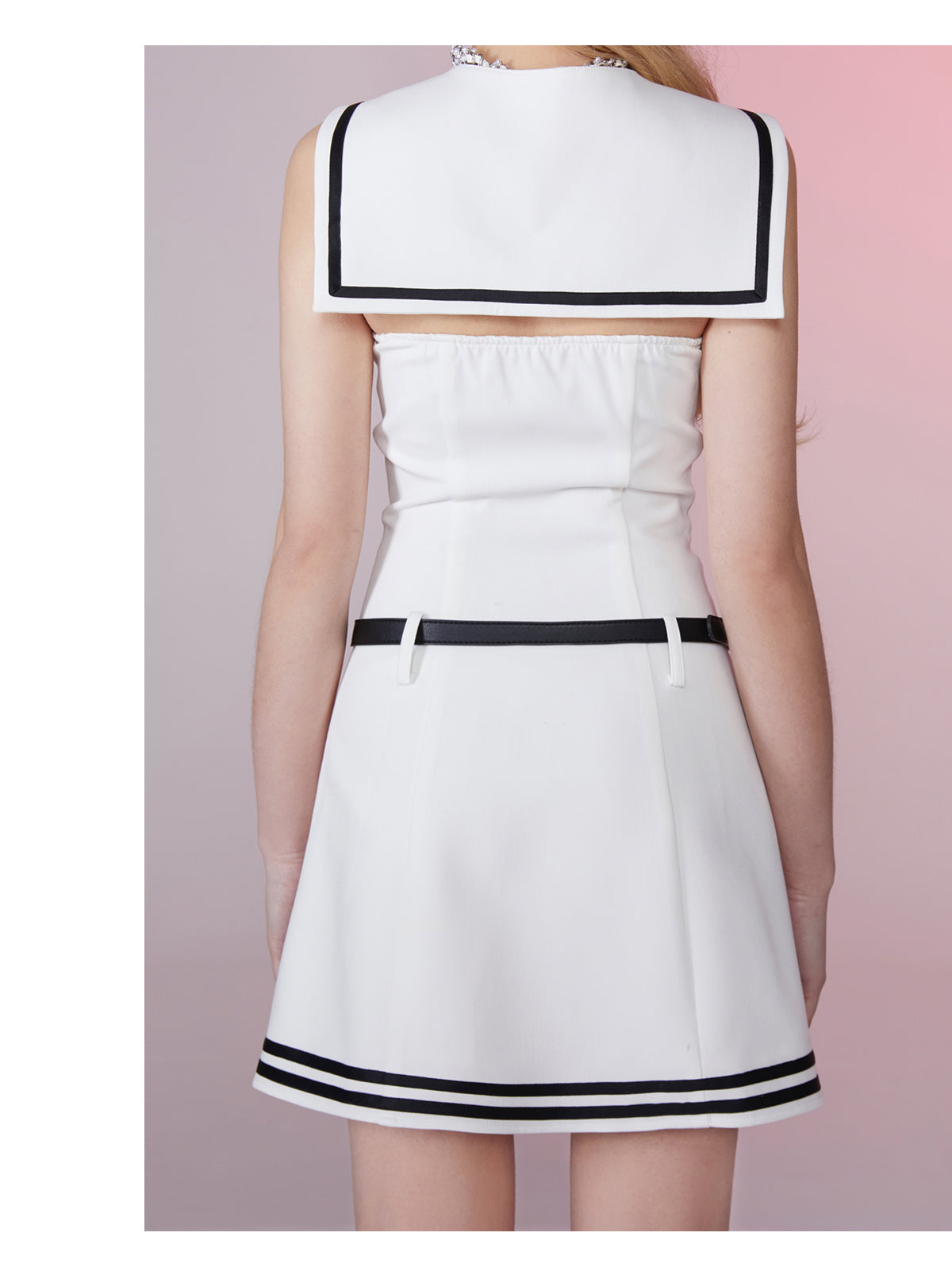 セーラーストーリーホルターネイビーカラーバックレスベルトドレス