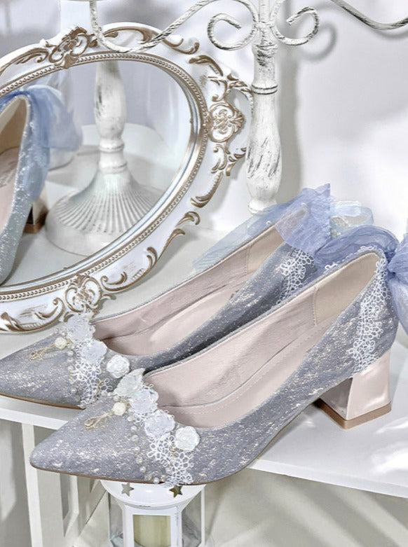 冰蓝色蕾丝优雅高跟鞋