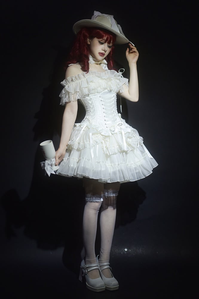 【Reservation Deadline January 29th】Black and White Gothic Jacquard Lace-up Corset + Drawstring Frill Skirt