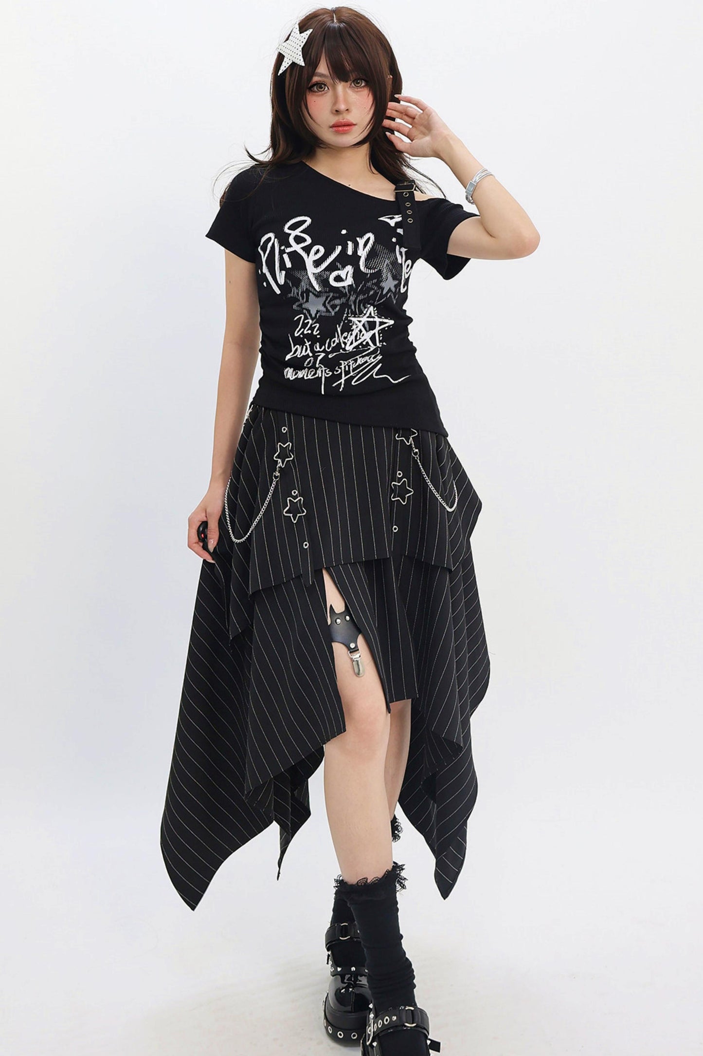 Star Line Asymmetrical Slit Long Skirt