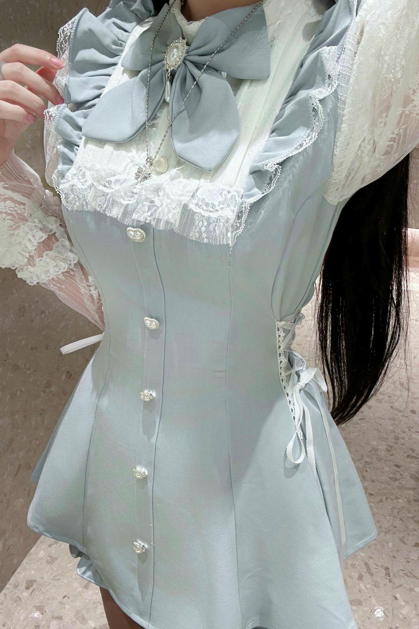 サブカル地雷レースワンピース+ショートパンツ