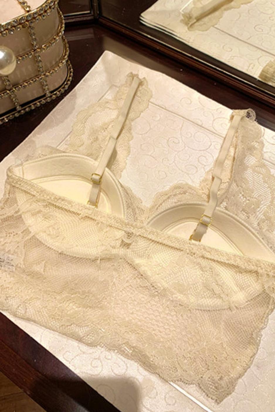 キュートフィットロングスリーブトップス+レーストリムベースアンダーウェア