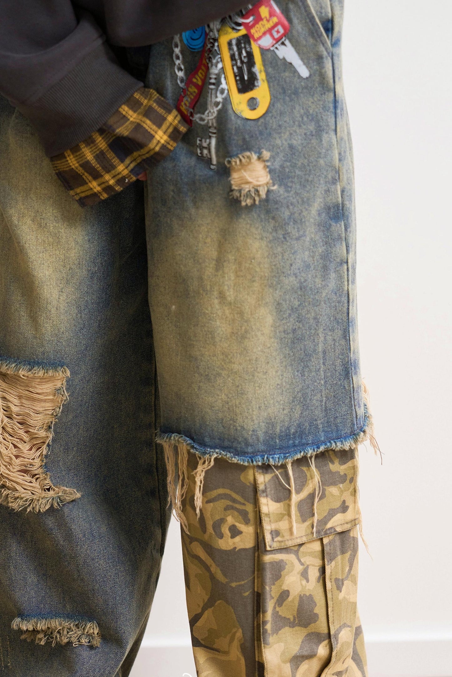 ステートメントパッチワークカモジーンズ