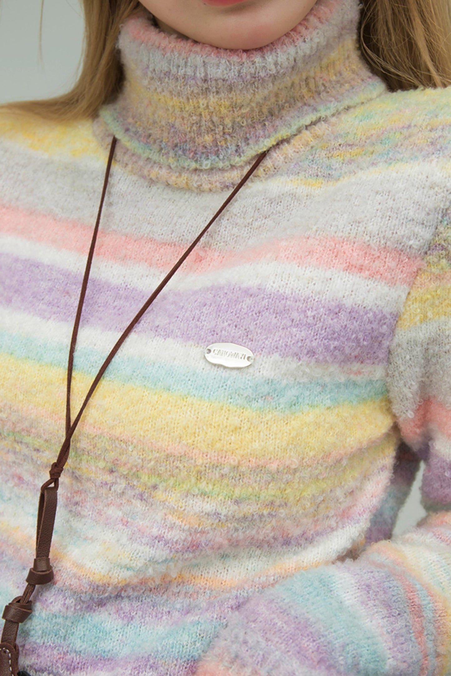 レインボーグラデーションストライプドセーター