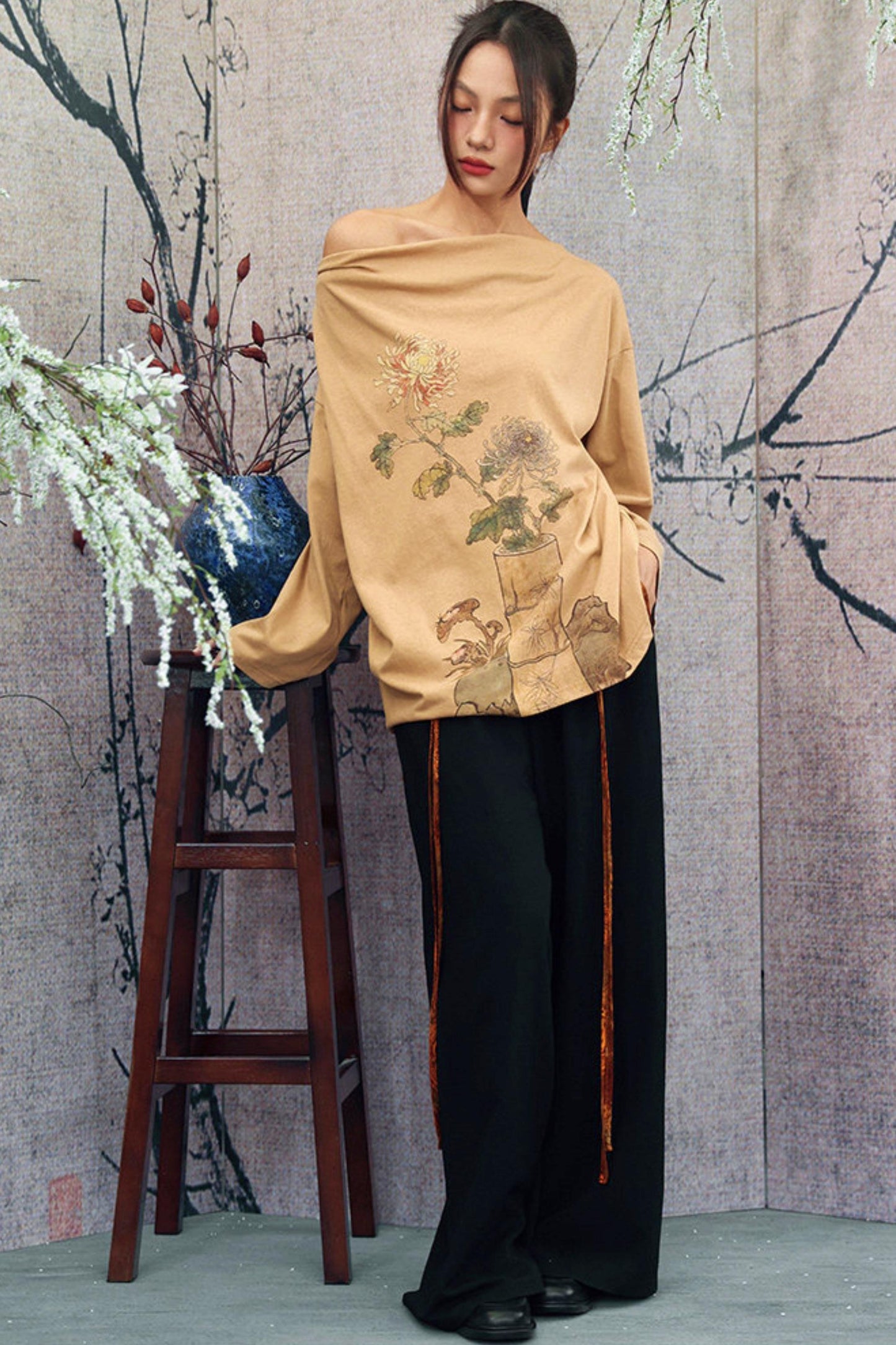 Schwarz-goldene Drachenhose