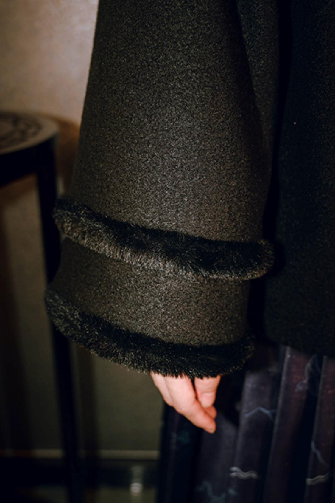 The eccentric house "Luan Ming goes to dream" improved square neck embroidered Han element woolen jacket winter Ming cardigan