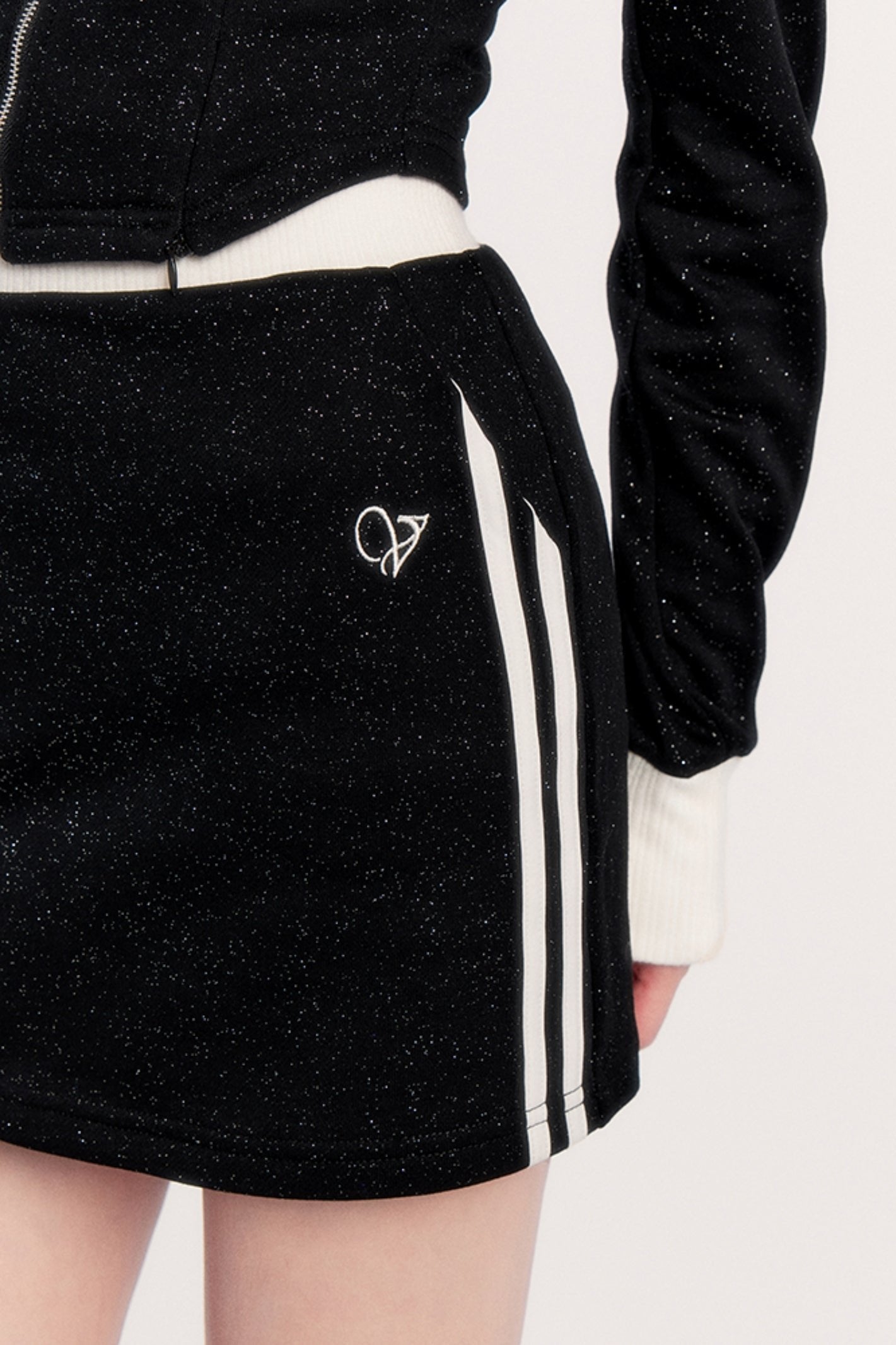 ブラックグリッタークロップドスカートセット