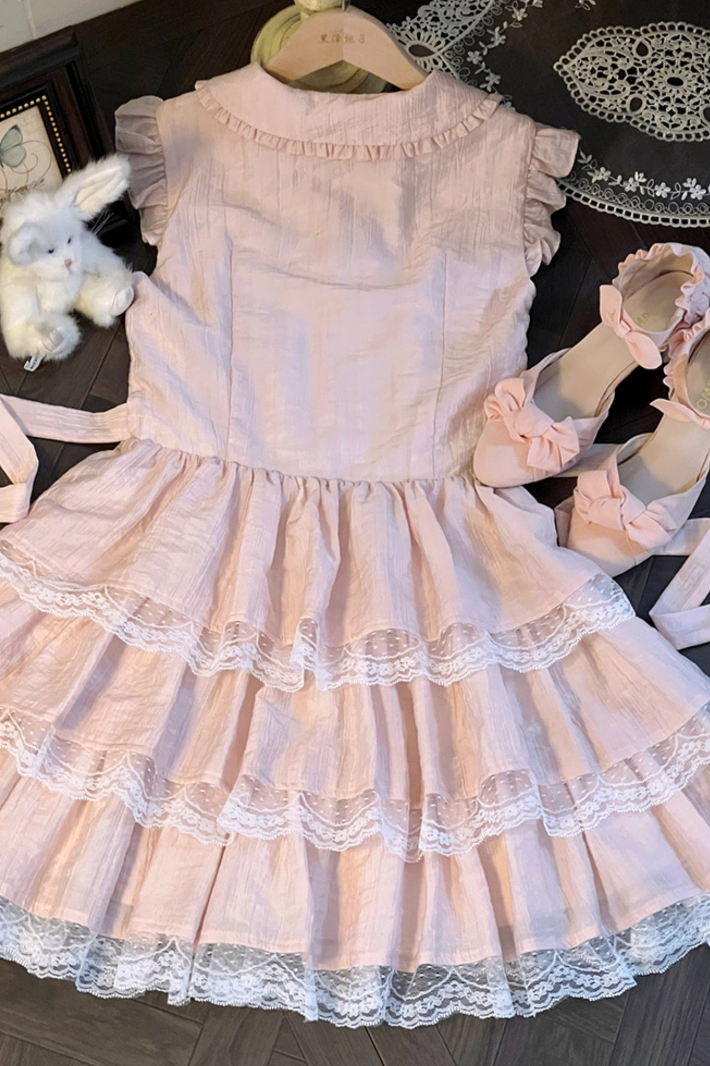 フライングスリーブピンクレースプリンセスドレス