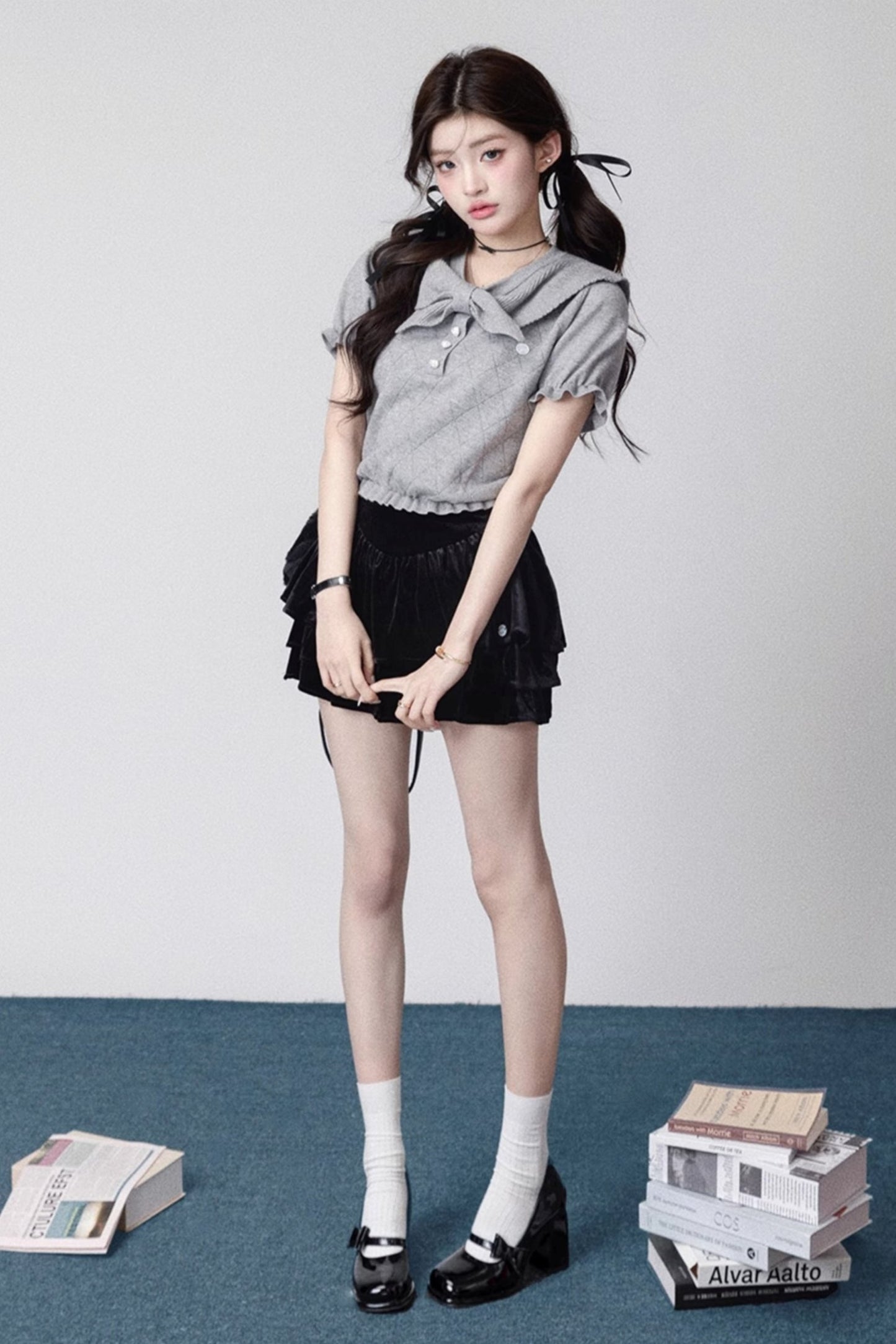 Navy Neck Peppey Knit Tops