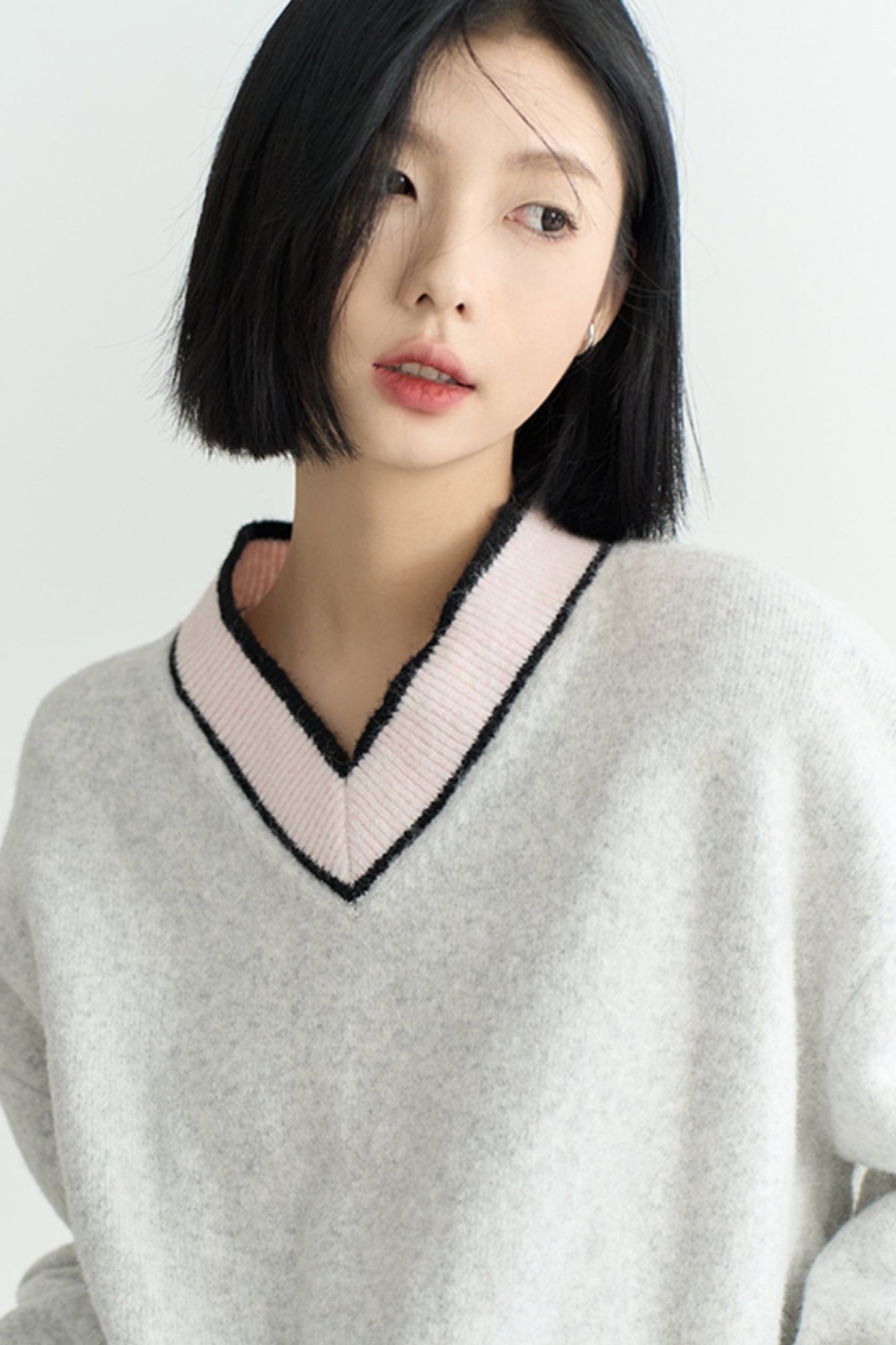 Autumn Loose Contrast V-Neck Sweater