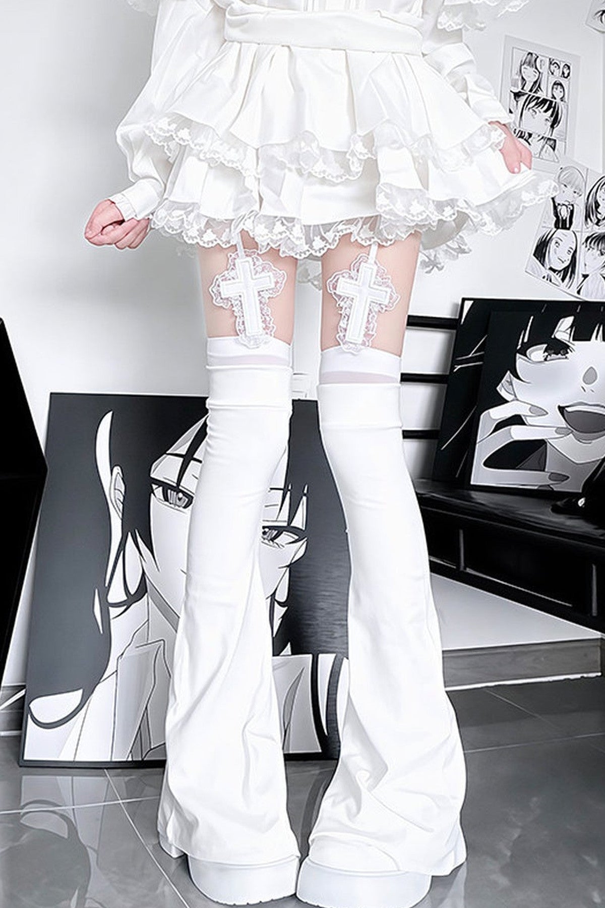 Lace Cross Garter Leg Warmers