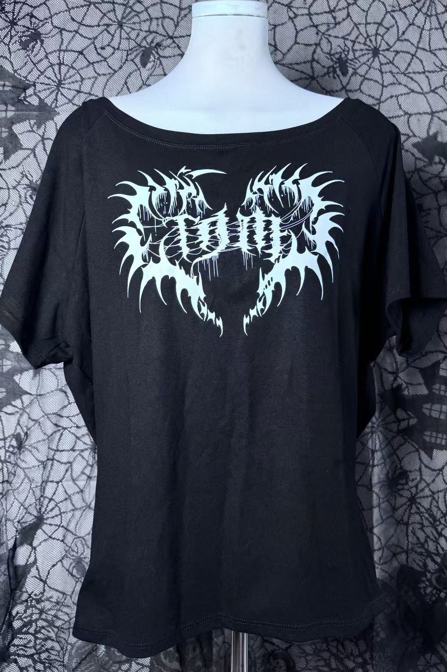 サブカルパンクオフショルTシャツ