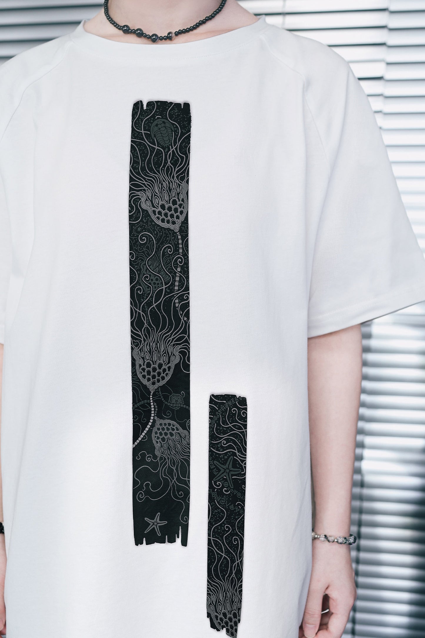 深海モチーフモノトーンオーバーTシャツ