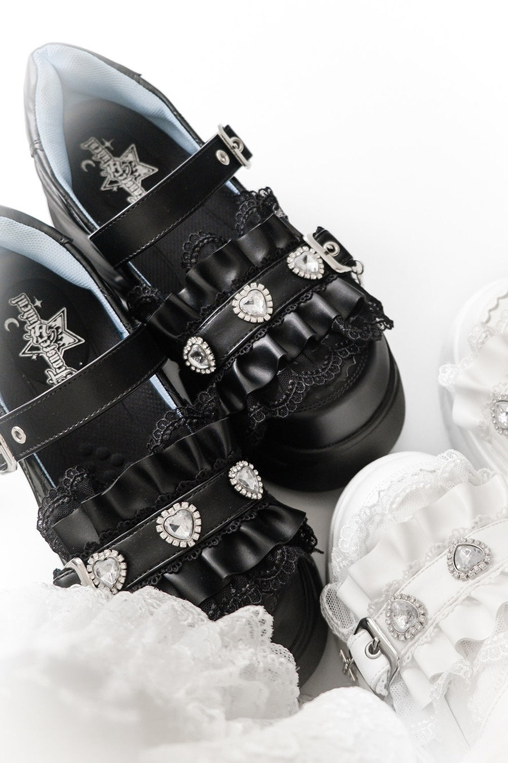 Scarpe con plateau e fibbia arricciata