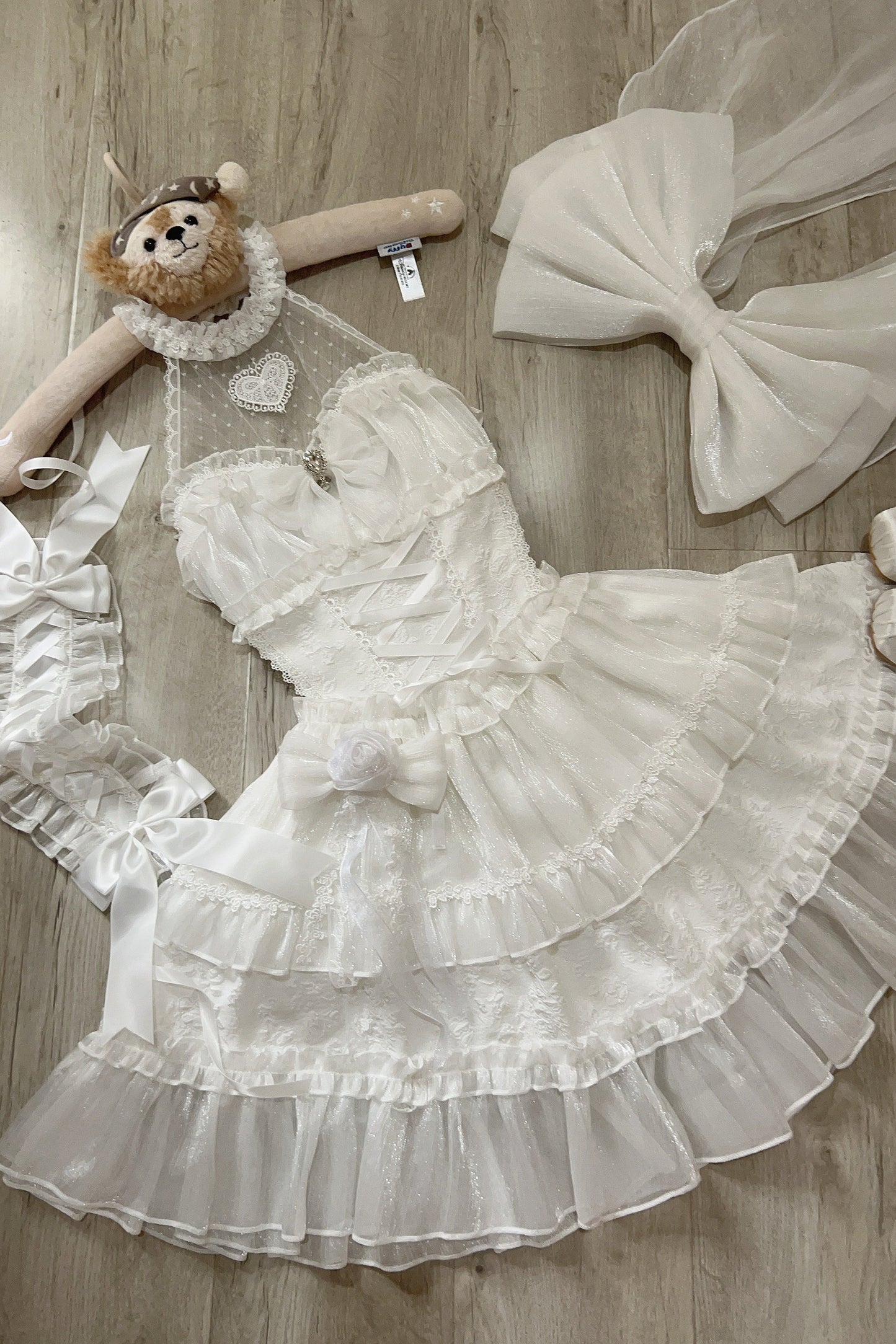 ホルターネックノースリーブシュガーロリータドレス