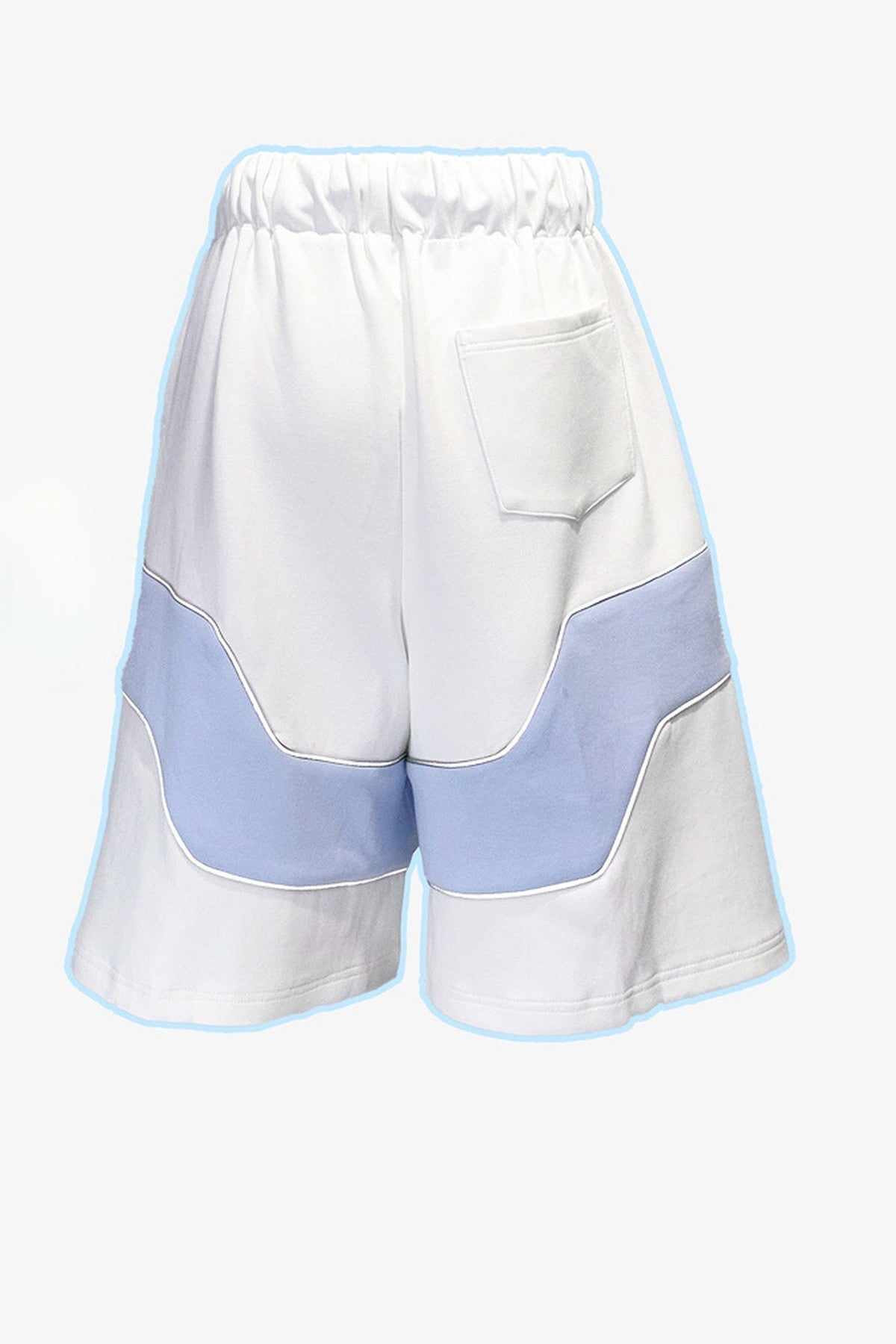 Set aus Kapuzen-Sweatshirt-Jacke und Shorts