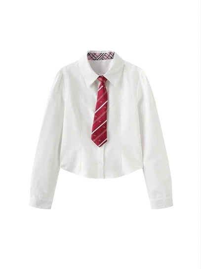 学院风领带白衬衫 + V 领针织马甲连衣裙