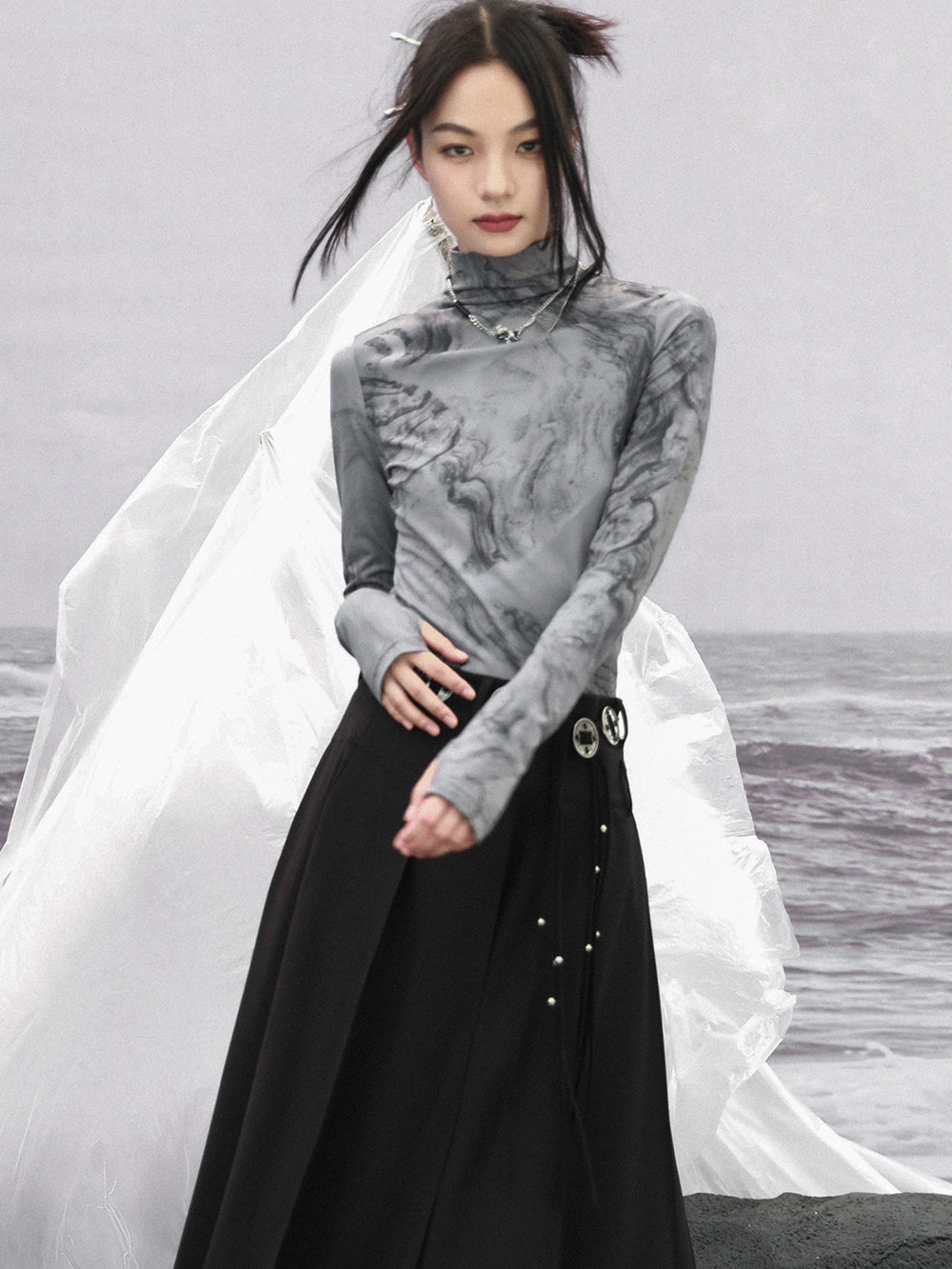 ダークマーブルハイネックスリムトップス