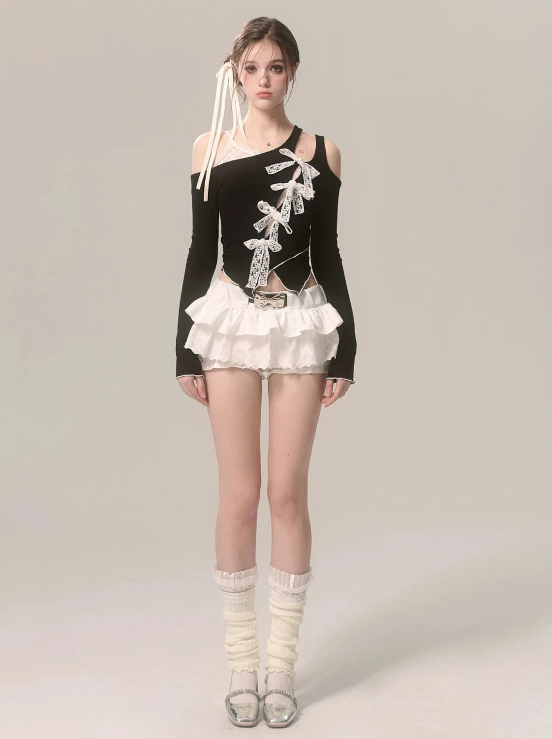 ブラックオフショルダーレースフェイクツーピースリボンアシメトップス