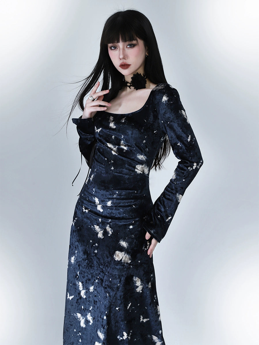 Square Velvet Dark Mode Dress