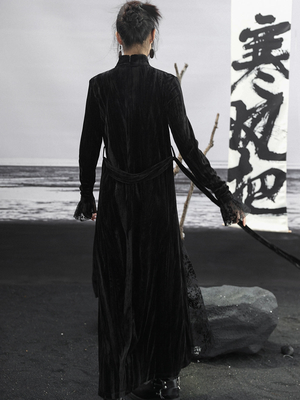 レトロベルベットスプライシングメッシュスリムブラックロングワンピース