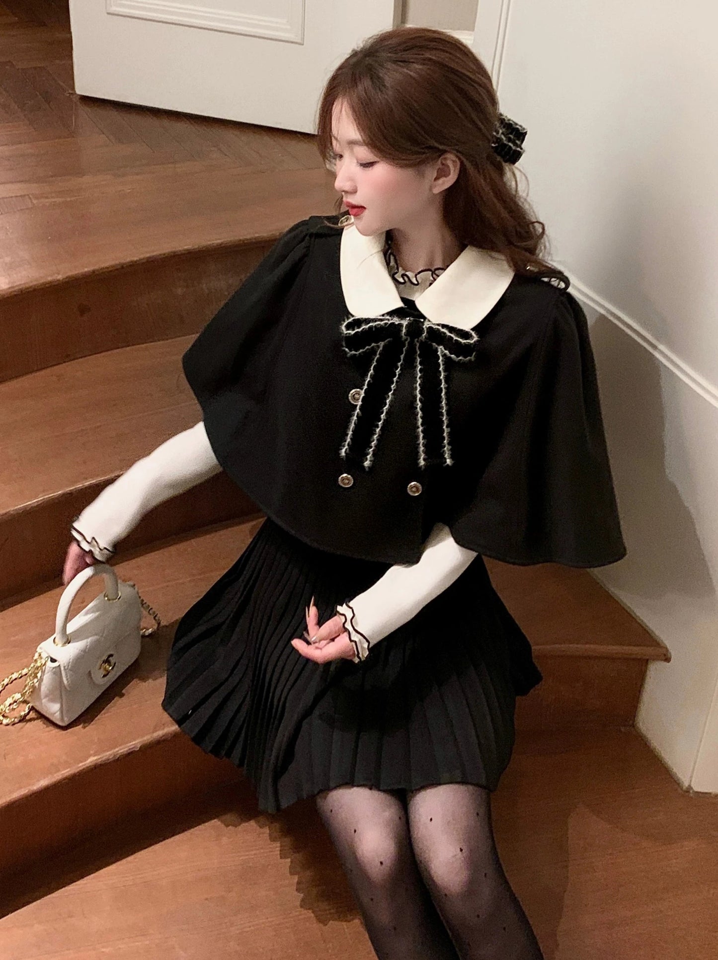 Stitch Frill Design High -End Bet Knit Slim Tops