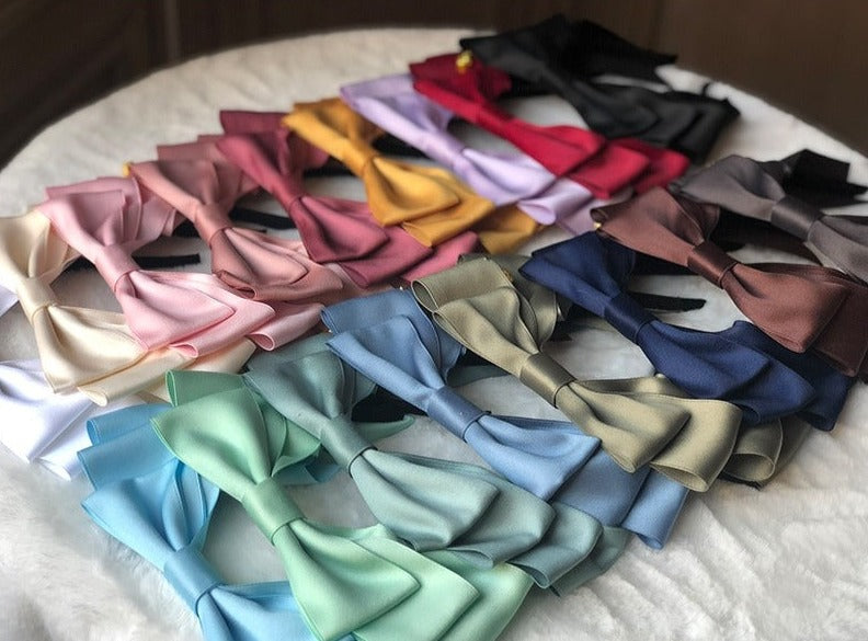 Tier Debon Catha with a crown charm