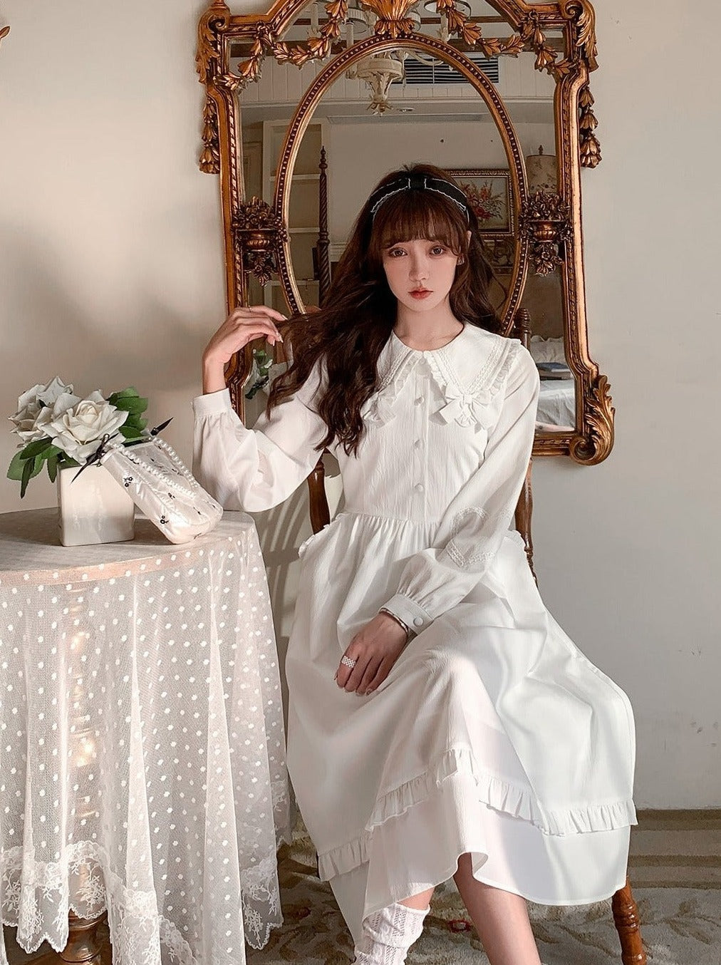 ファニーピュアガーリーフリルホワイトワンピース
