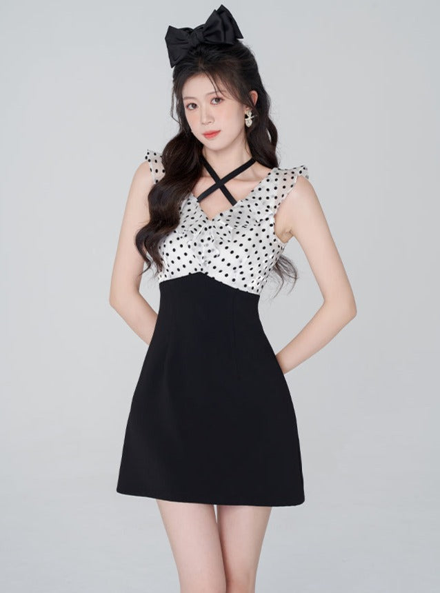 ノースリーブフリルストラップハイウエストワンピース