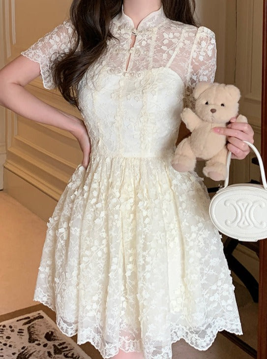 White lace buckle China dress