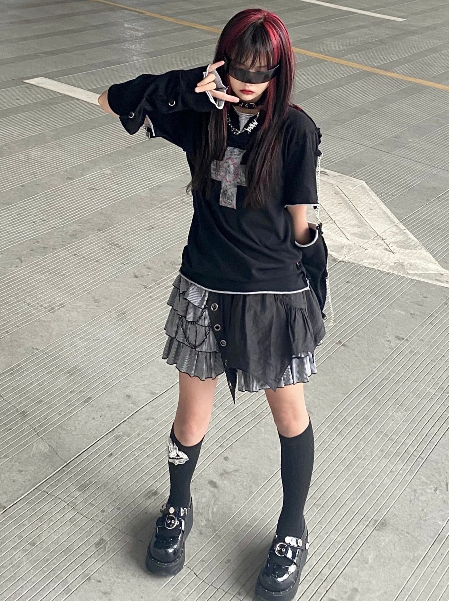 Dark Cross Detachable Sleeve T-Shirt