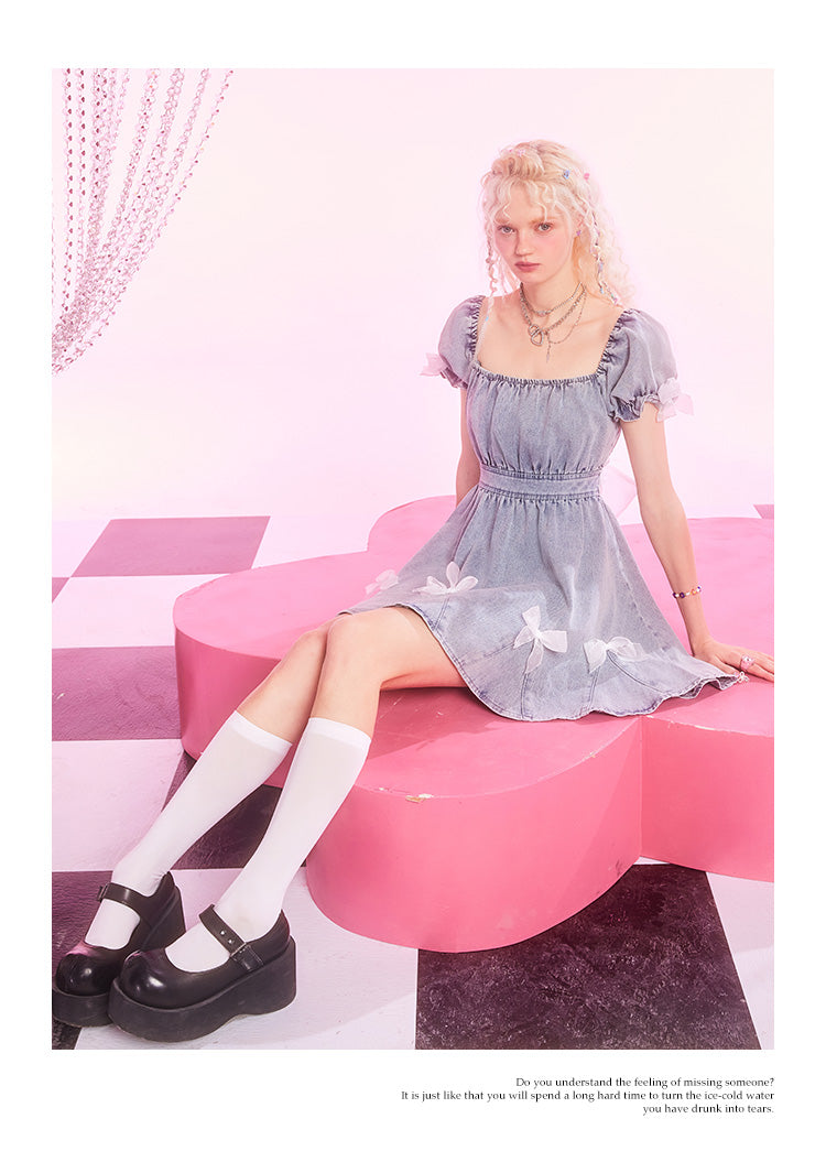 バックリボンスクエアネックパフスリーブワンピース