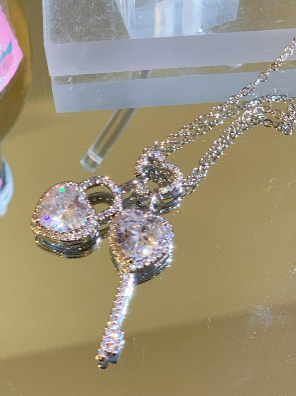 ラブロックキーペンダントネックレス