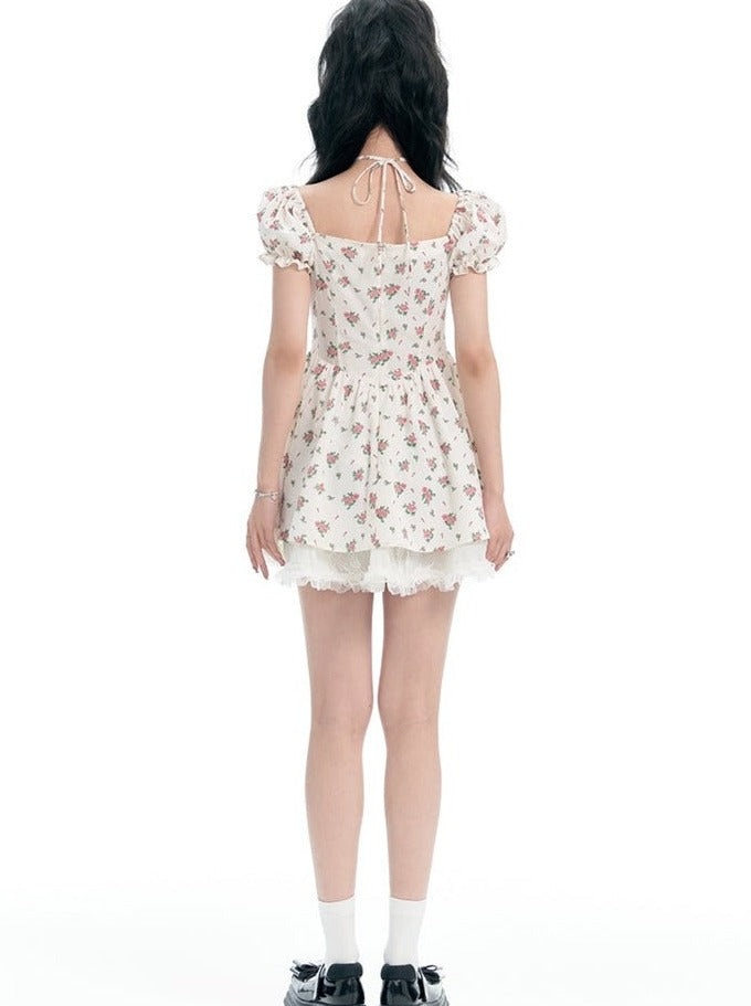 フラワークリームウエストマークワンピース