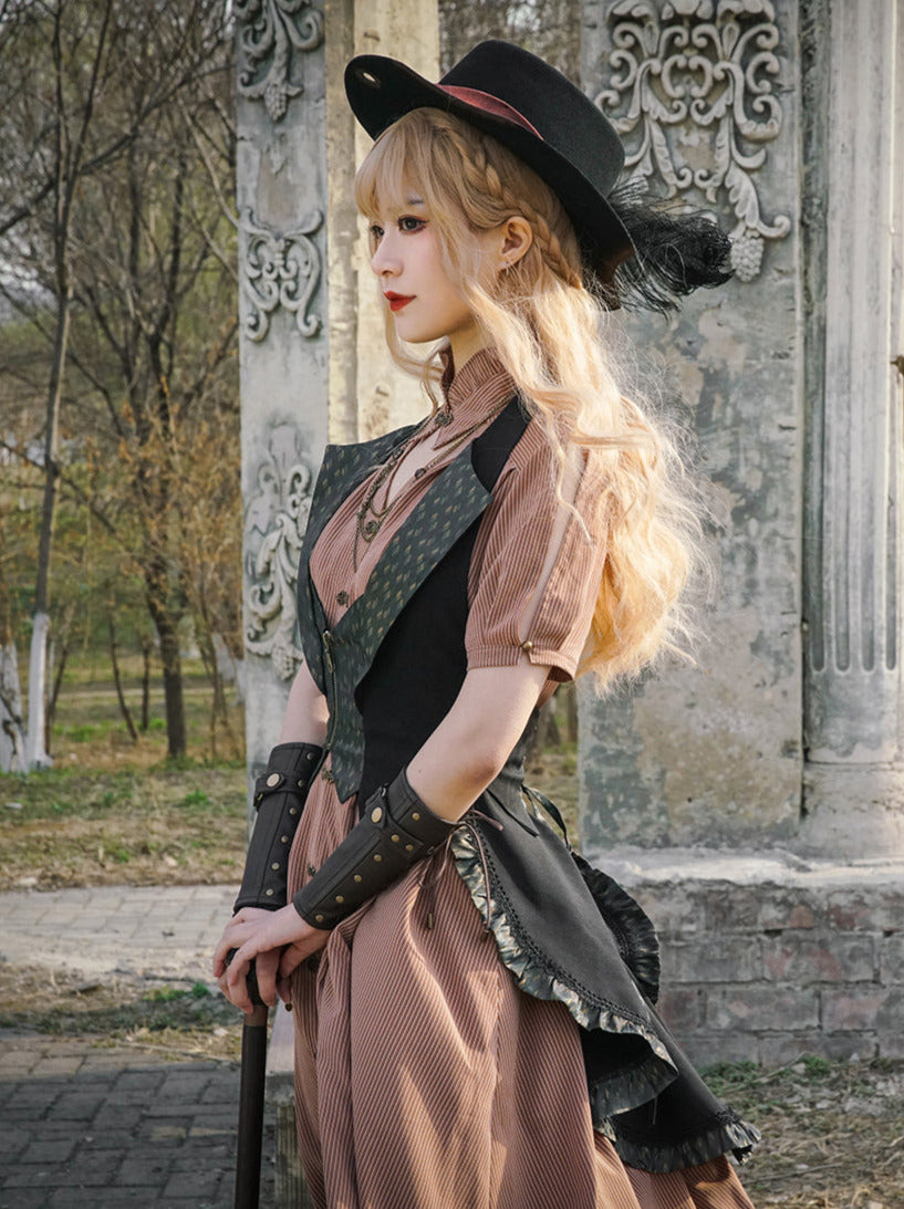 Goldene Dschungel-Kraftwerksrückblickflirren