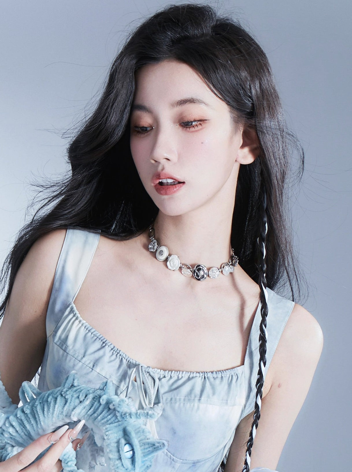 Collier à boutons en forme de rose