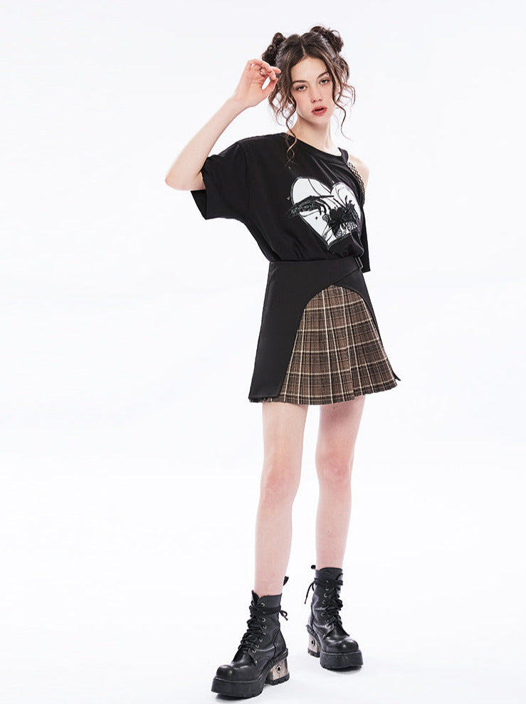 T-Shirt mit Schal und Punk-Print als Einzelstück