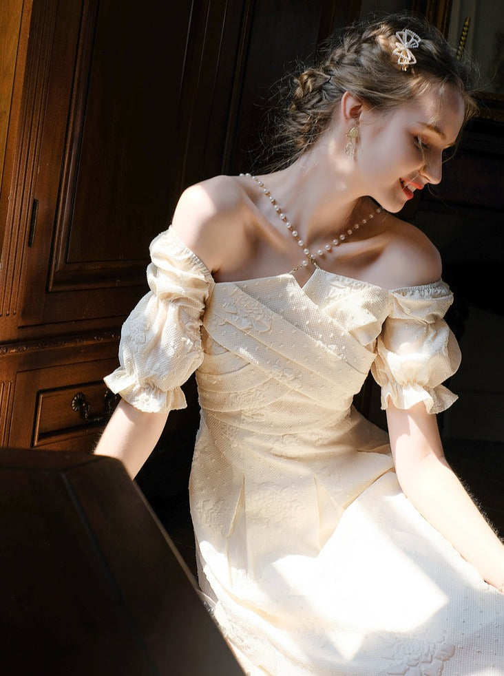 ローズホワイトタワーフレンチパールチェーンプリーツレトロプリンセスドレス