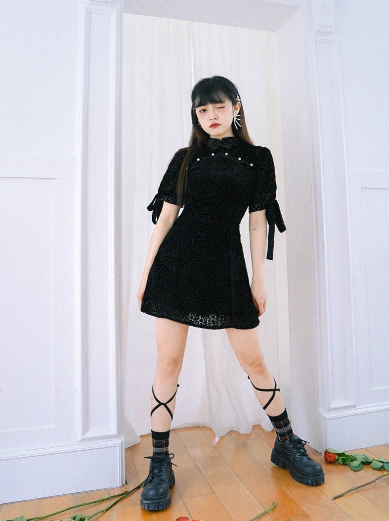 パールフラワーレースパフリボンスリーブバックレースアップチャイナドレス